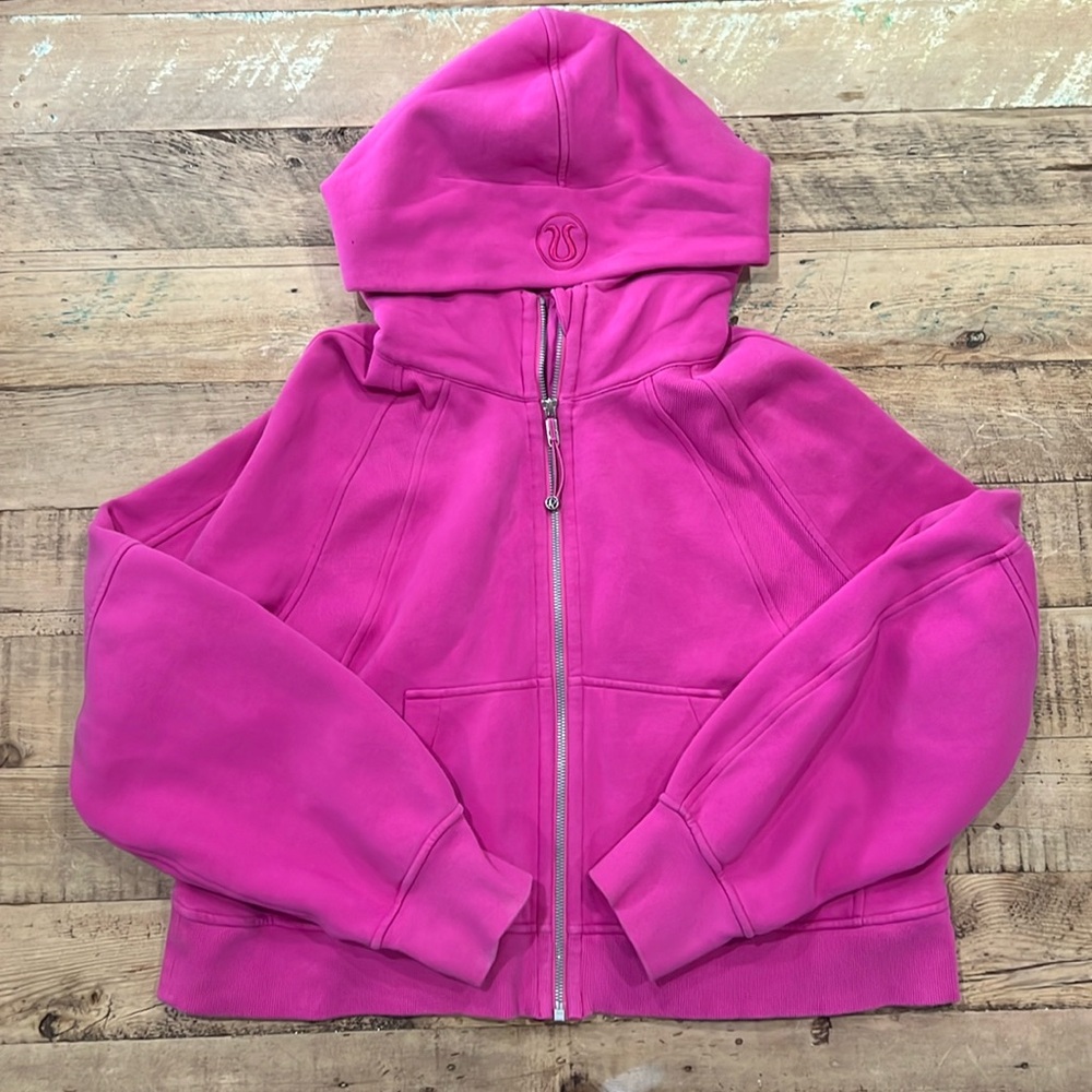 Lululemon Scuba
